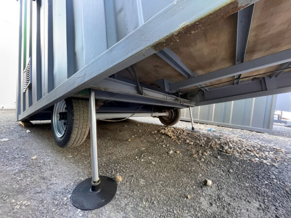 12 x 7.5ft Towable Mobile Welfare Unit With Diesel Generator - Image 9